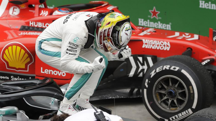 F1: Hamilton dominira, Ferstapen se skoro potukao!