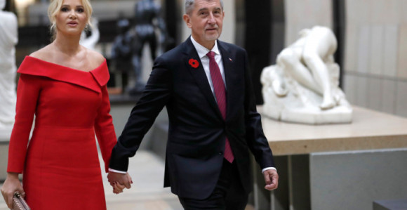 Mlađa supruga privlačila pažnju