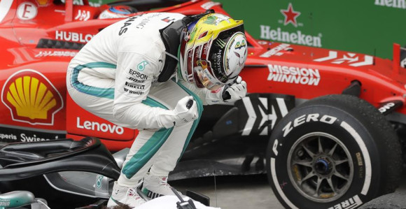 F1: Hamilton dominira, Ferstapen se skoro potukao!