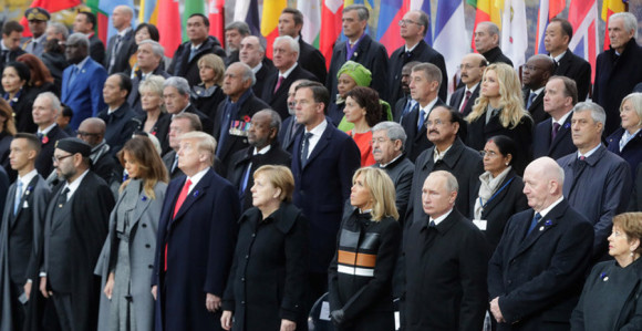 Skandalozno: Tači sjedi blizu Putina