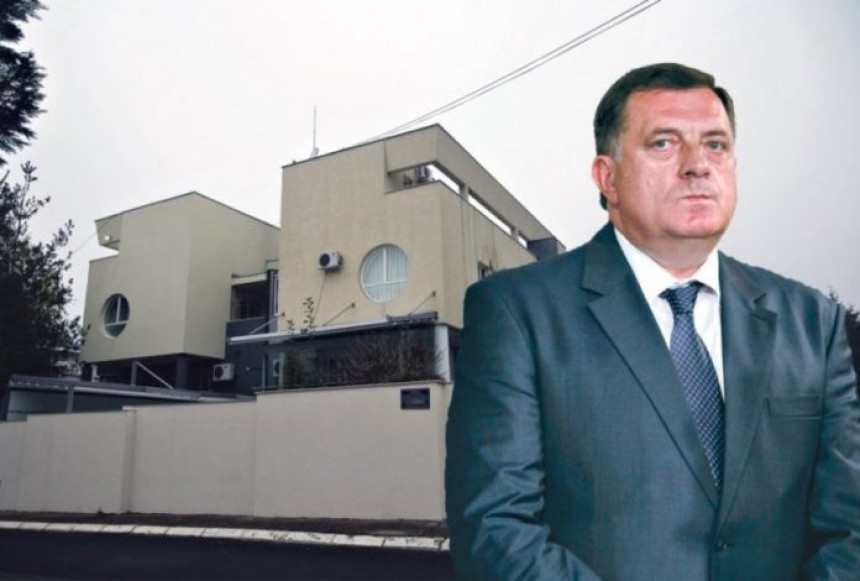 "Lako je Dodiku rušiti BiH kad ima vilu u Beogradu"
