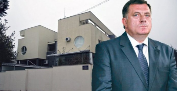 "Lako je Dodiku rušiti BiH kad ima vilu u Beogradu"
