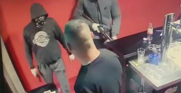 Objavljen snimak pljačke kladionice kod Kruševca