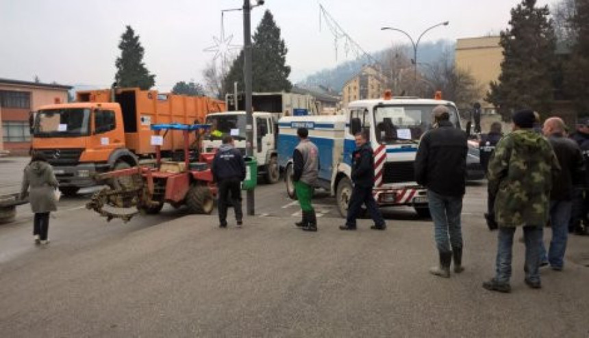 Lučani: Nema plate zbog uginule mačke