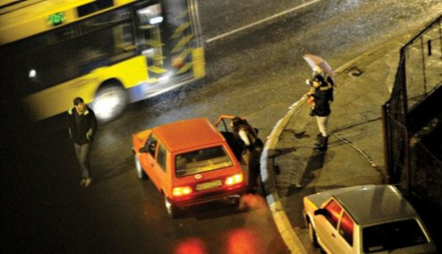 Prostituke ne daju mira Beograđanima