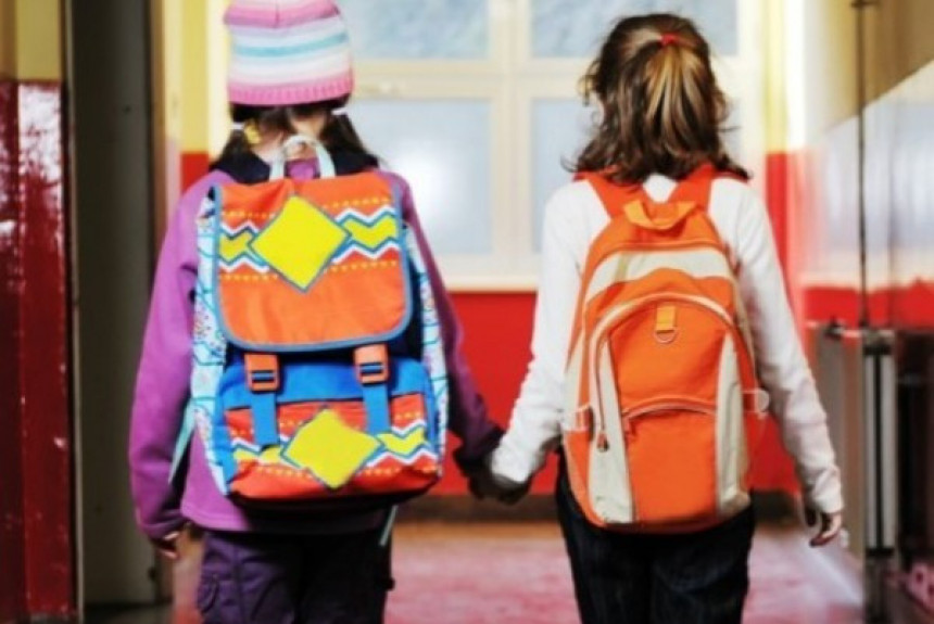 Sarajevske škole ukidaju nošenje torbi
