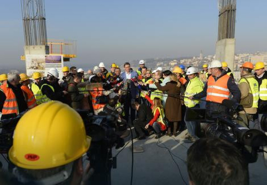 Vučić o Jeremiću: “Jesi li i ti muzičar?”