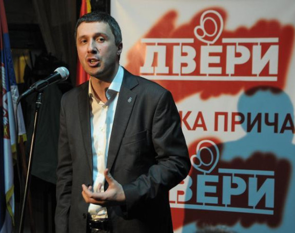 "Svi za EU, a EU se raspada na naše oči"