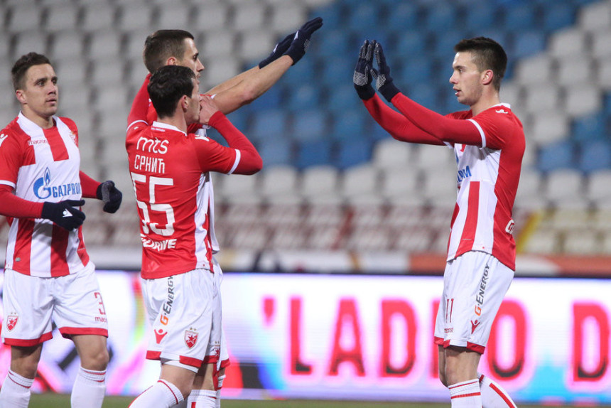 Zvezda čeka derbi na "plus 9", debitovao Joveljić!