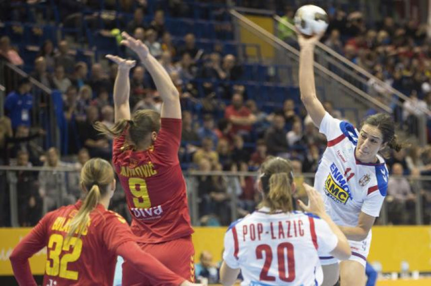 SP: Kraj za Srbiju - najlošije kada je najpotrebije!