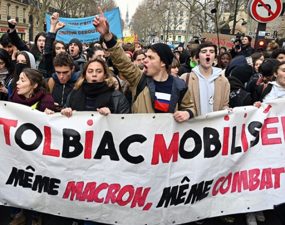 "Crni utorak": Protest učenika