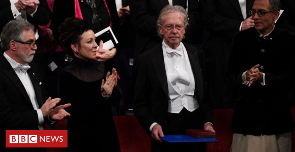 Handke proglašen za "personu non grata"