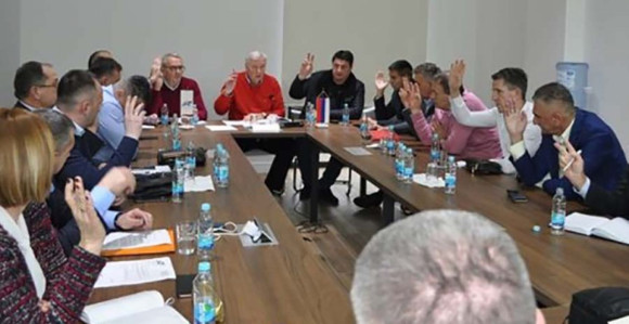 DNS-u prijeti ozbiljan raskol zbog Aćimovića