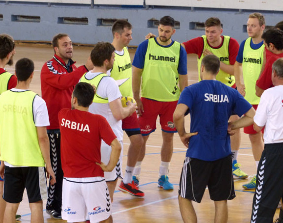 ЕП - Србија пред Пољску: Мотив, срце, инат!