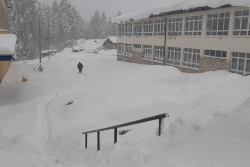 U Han-Pijesku vanredno stanje