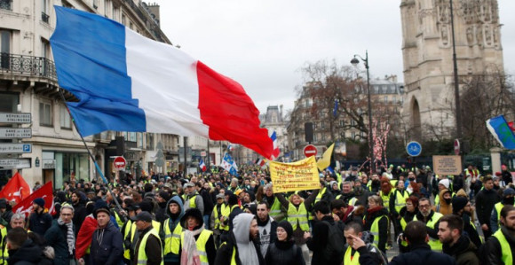 Počeli protesti ''žutih prsluka''