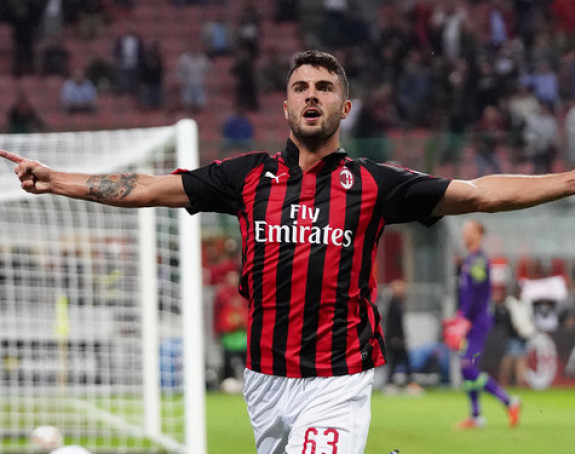 ИТА: "Џокер“ Кутроне одвео Милан у 1/4-финале Купа!