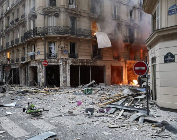 Јака експлозија у центру Париза