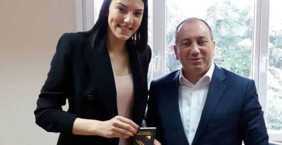Diplomatski pasoš Tijani Bošković