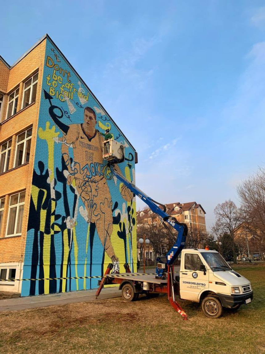 U Denveru oduševljeni Jokićevim muralom u Somboru!