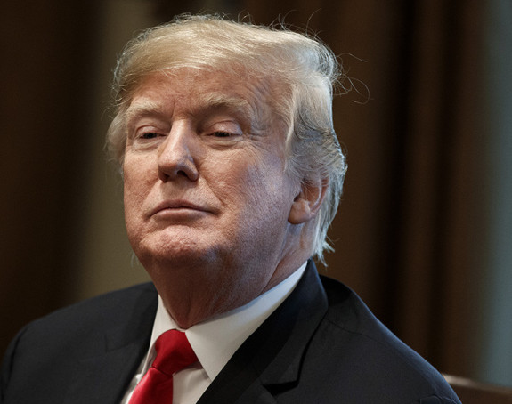 Напао сниматеља, реаговао Трамп