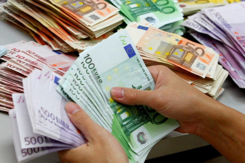 EU driješi kesu za zapadni Balkan