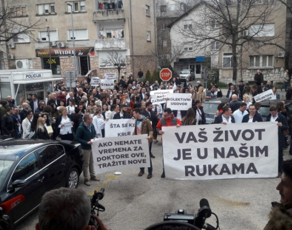 Doktori u Mostaru izašli na ulice!