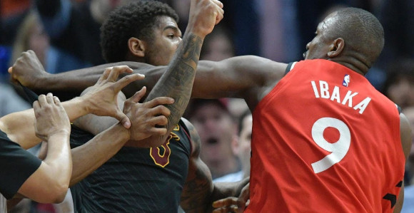 Tuča na parketu, sevale pesnice u Klivlendu!