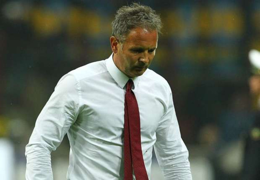 Berluskoni smijenio Mihajlovića!