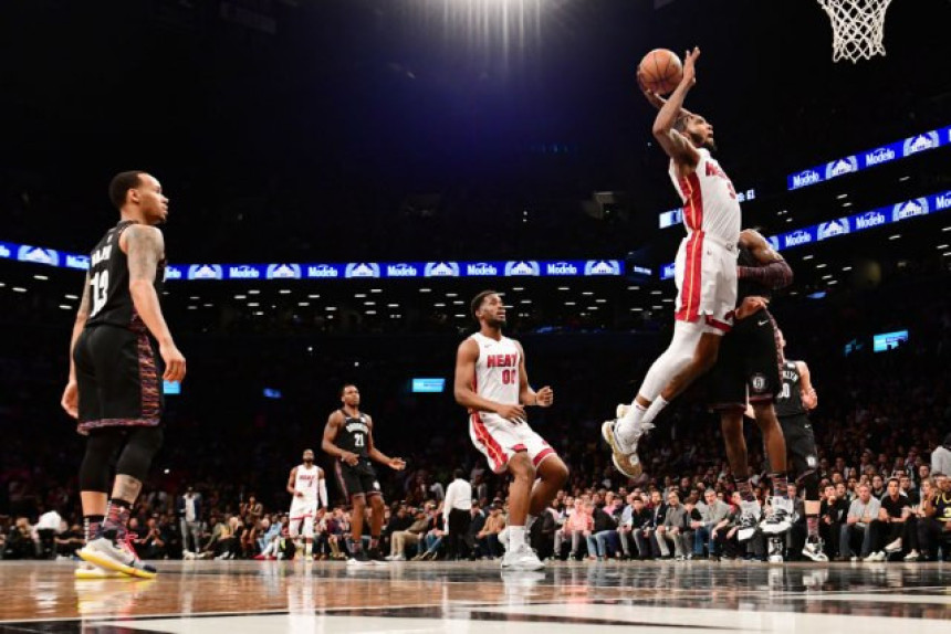 Video - NBA: Najbolja zakucavanja godine...