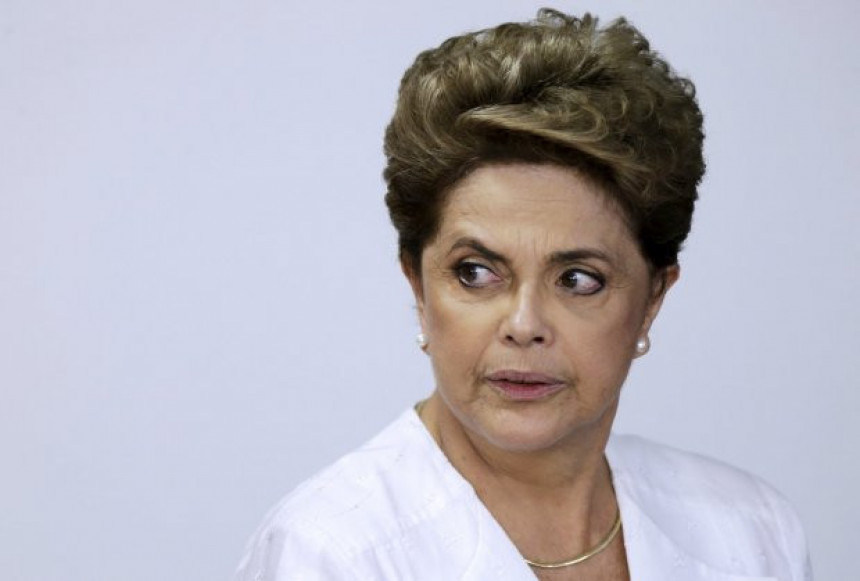 Бразилски сенатори смијенили предсједницу