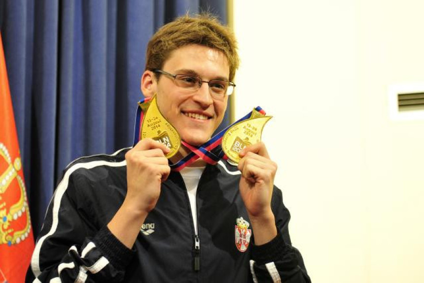 Video: Veljo, srećno ti bilo na EP-u!