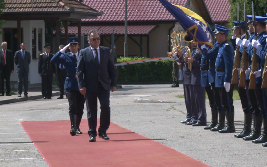 Иванић: У БиХ нарушено повјерење 