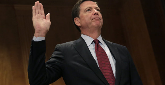 Upozoren Komi: Ne odaji tajne!