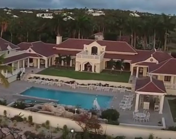 Tramp prodaje vilu na Karibima