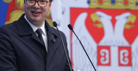 Vučić u Skoplju: Srbija je jaka!