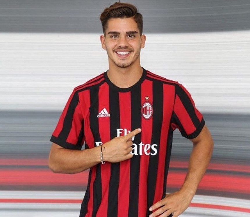 Ko je Andre Silva - skupo pojačanje Milana?