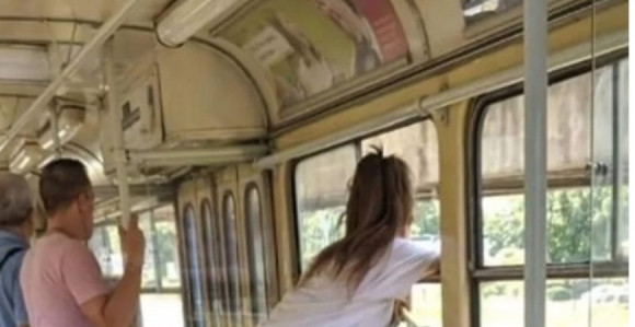 Golišava fotka iz tramvaja hit