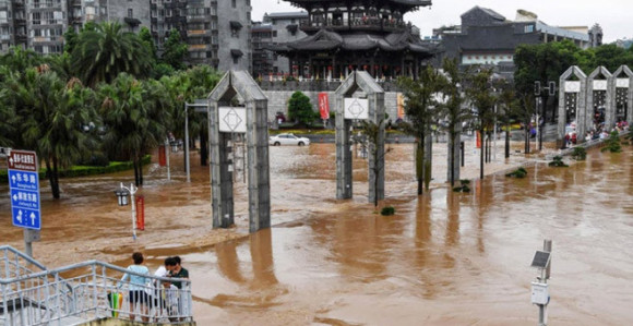 Kina: Za tren nestaju putevi 