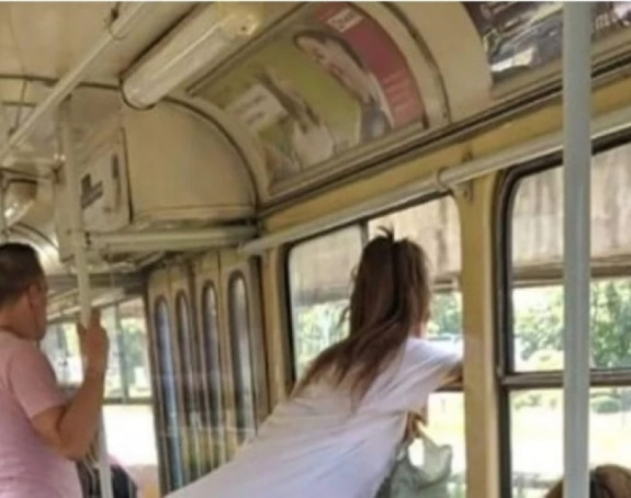Golišava fotka iz tramvaja hit