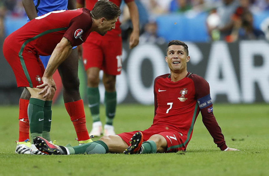 Prednji ukršteni: Ronaldo 5 mjeseci van terena?!