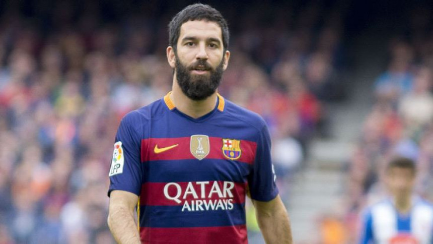 Nije se ukopio, a svi ga traže: Turan ide iz Barse!