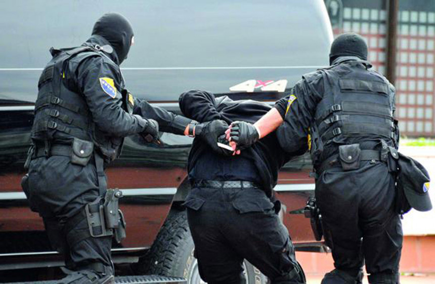 SIPA uhapsila troje ljudi zbog terorizma