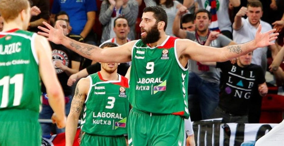 Burusis podijelio Atinu - potpisao za Panatinaikos!
