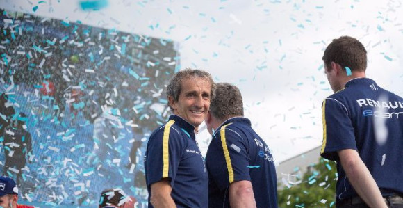 Ален Прост голица трансфераше!