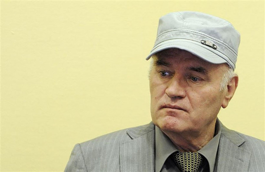 Mladić prebačen u bolnicu 