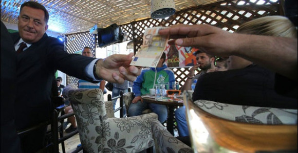 Velika žurka: Dodik evrima kitio trubače