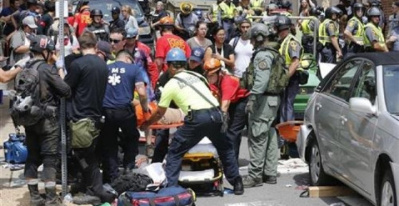 Vanredno stanje: Autom među ljude