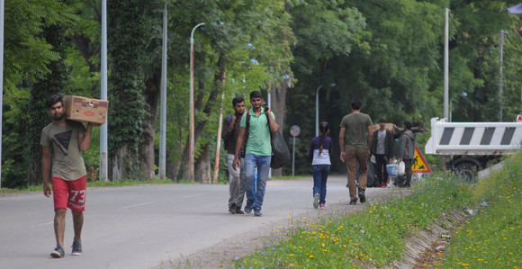Pobuna mještana protiv migranata u Medenom polju