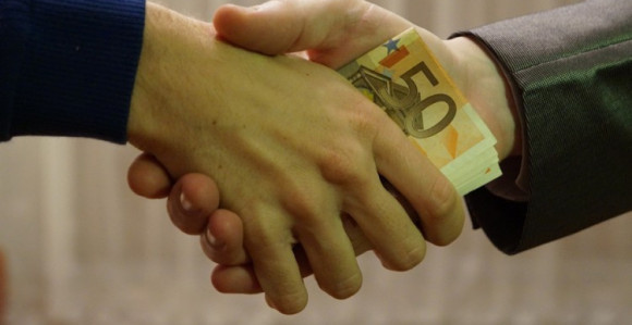 Prijave korupcije na kraju završe u ladicama